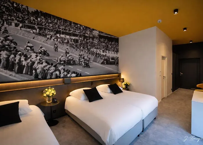 La Reine Hôtel, City Centre